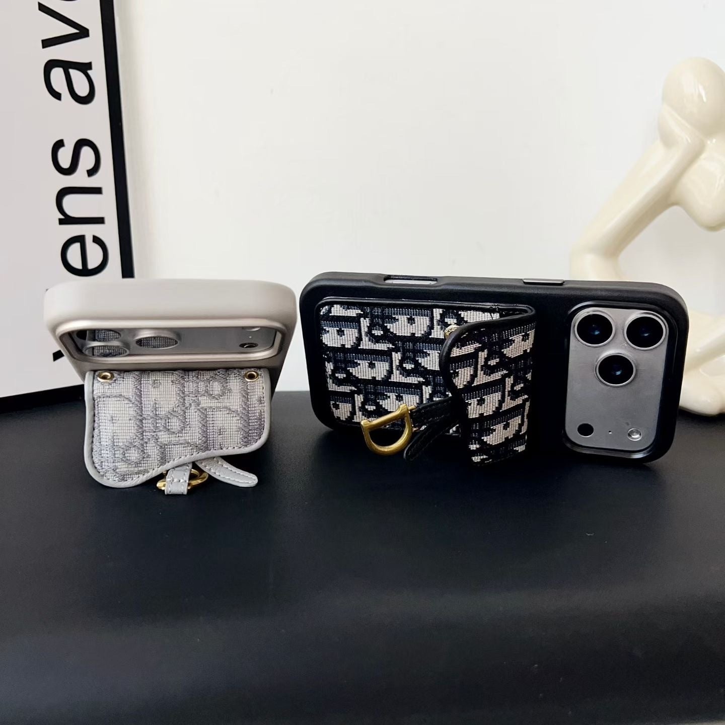 Luxury Design Saddle Pocket Case