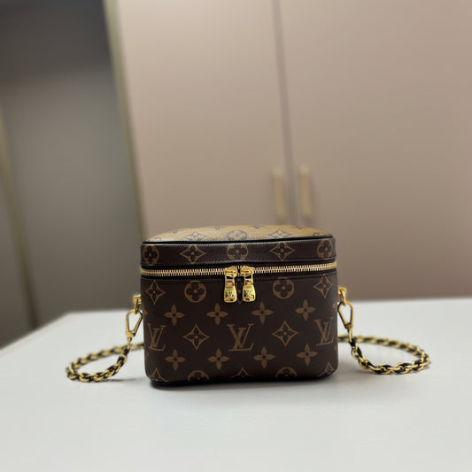 Reverse Monogram Vanity Bag PM