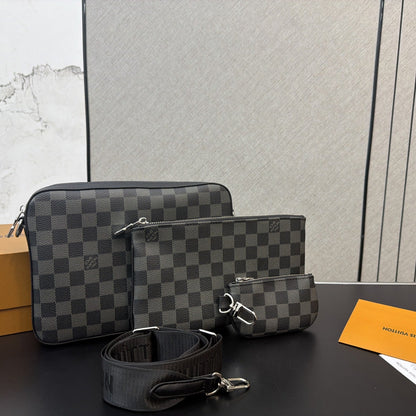 Trio Messenger Bag -Black Check
